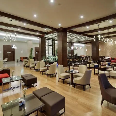Курортный комплекс The Sense Deluxe 5*